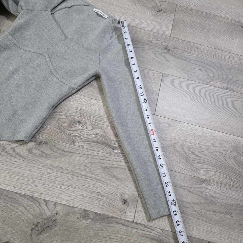 Abercrombie and Fitch‎ Grey Knit Long Sleeve Body Suit-size M - Picture 8 of 8